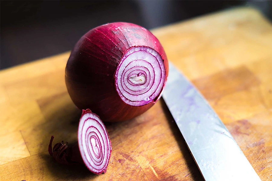 Dehydrated Pink Onion